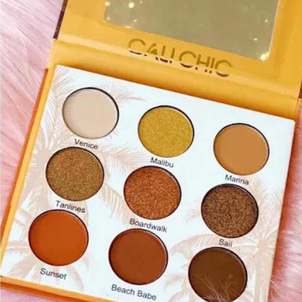 NWOB Beauty Creations Cali Chic Eyeshadow Palette